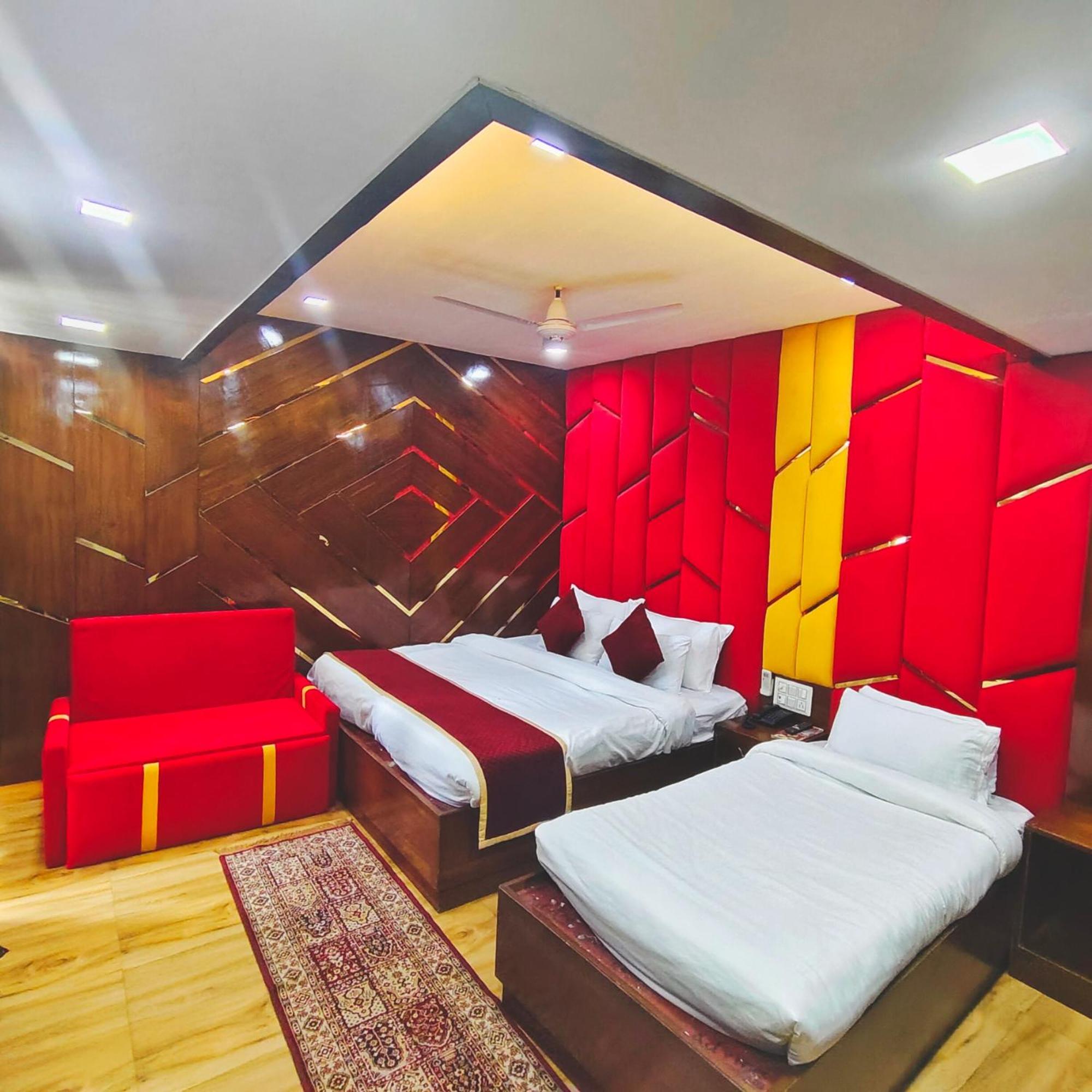 Rich Grand Hotel Агра Экстерьер фото